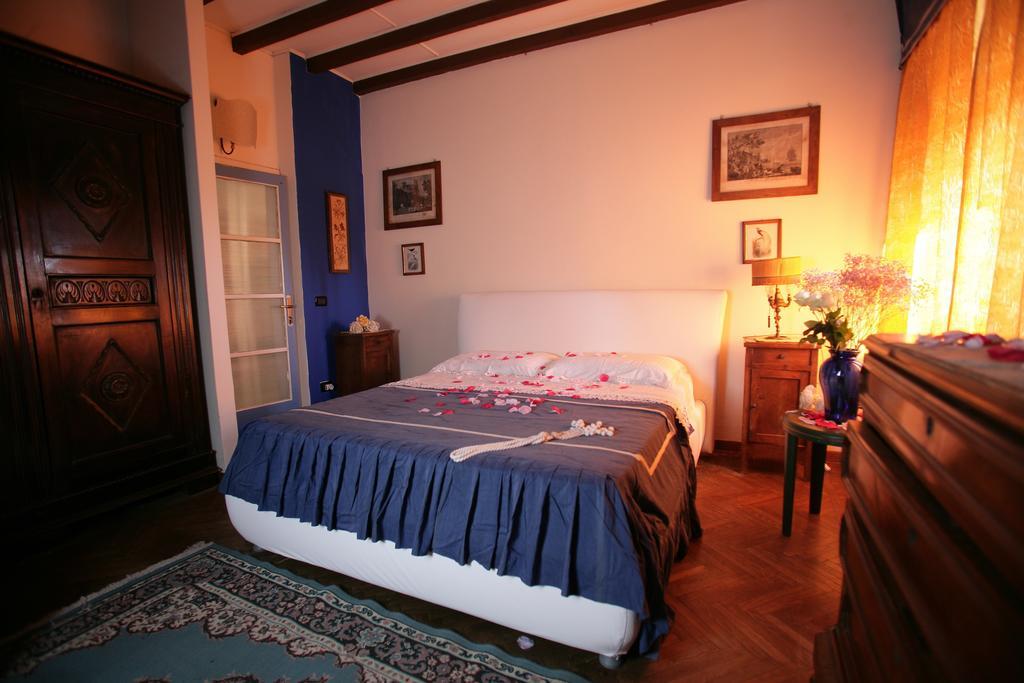 Villa Residence La Limonaia Gargnano Room photo
